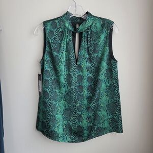 Guess by Marciano Silky Satin Emerald Snake Print Keyhole Spring Blouse XS NWT